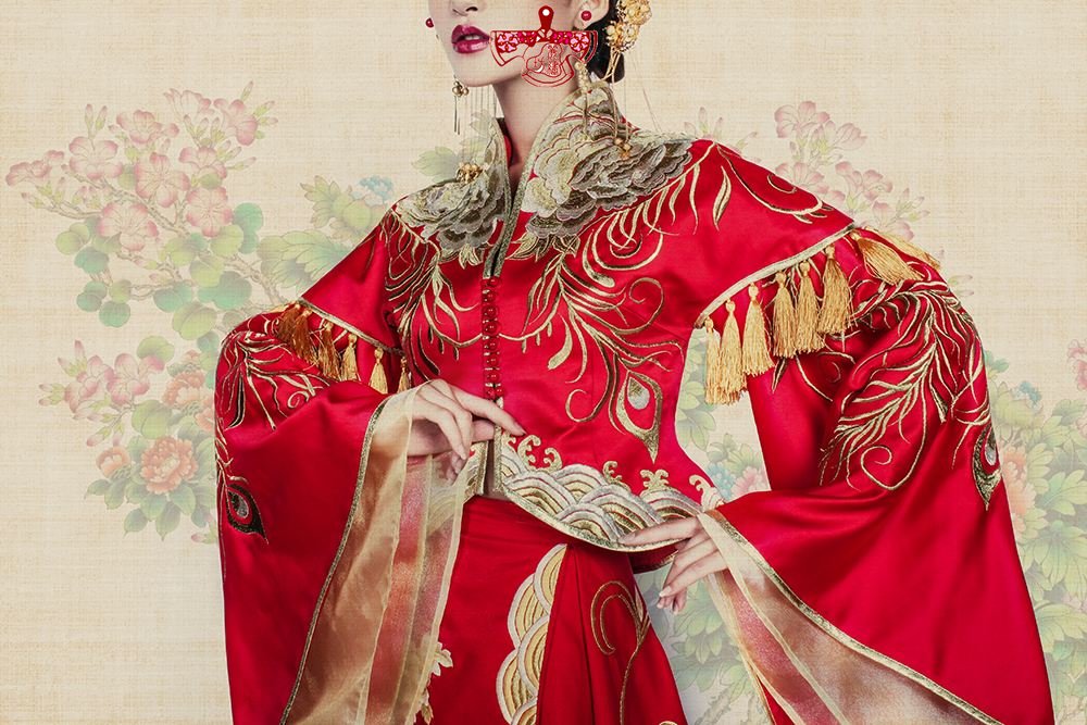 刺繡工藝在服裝設(shè)計中兩種運用方式